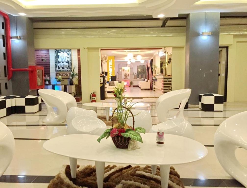 Win Hotel Phayao Bagian luar foto